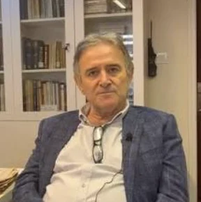 Ahmet Görür - Nazariyat